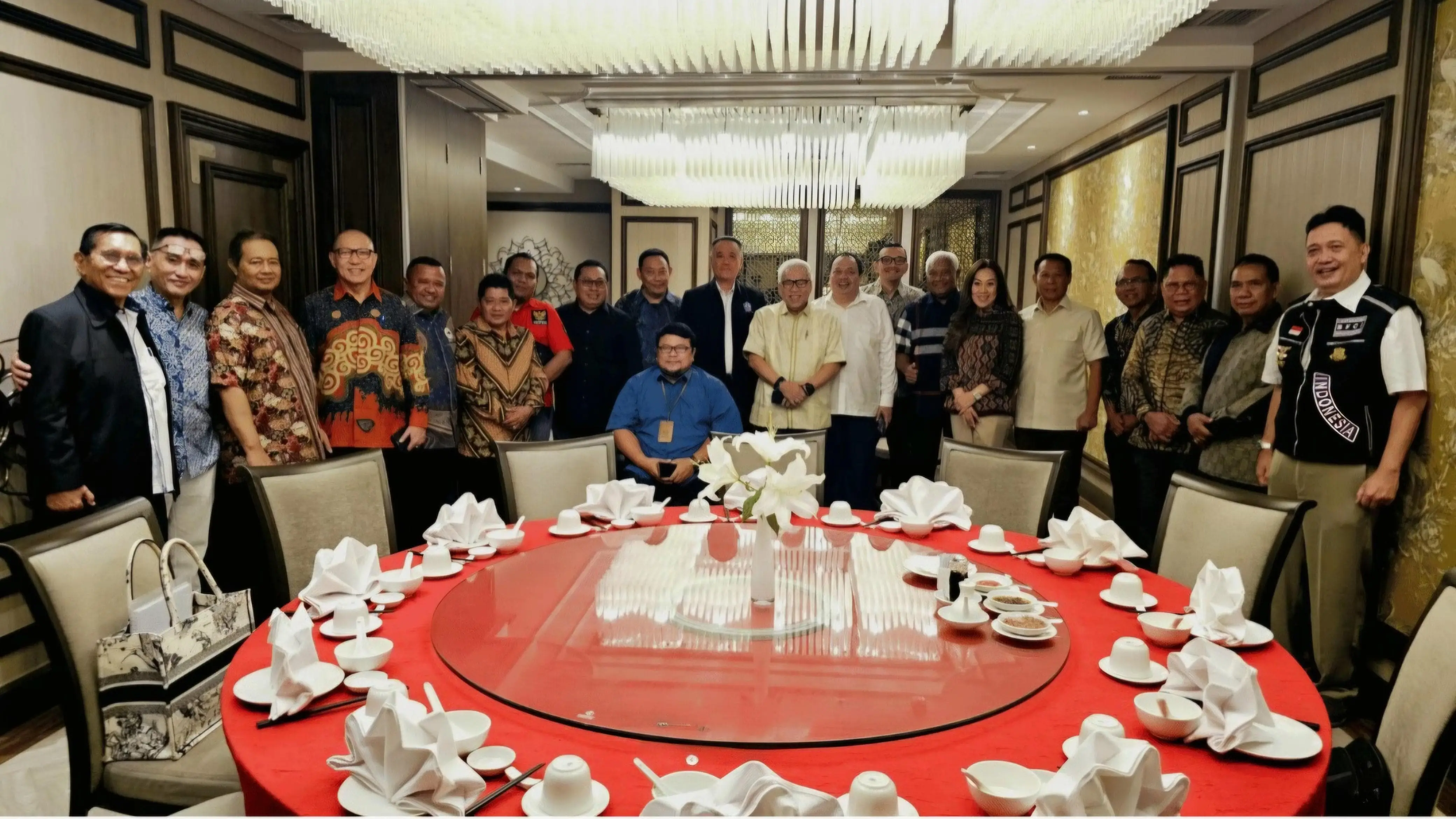 Berita - Pertemuan Para Ketua Organisasi Penyusun FORMAS dengan Pak Hashim Djojohadikusumo - RAPI | Relawan Pemimpin Indonesia